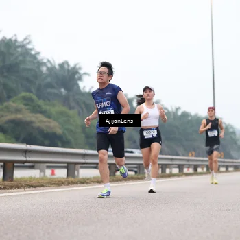 Runner Photo 7381615