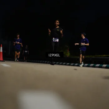 Runner Photo 7381662
