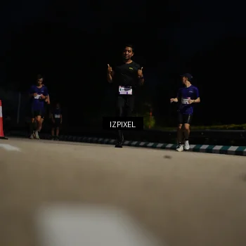 Runner Photo 7381663