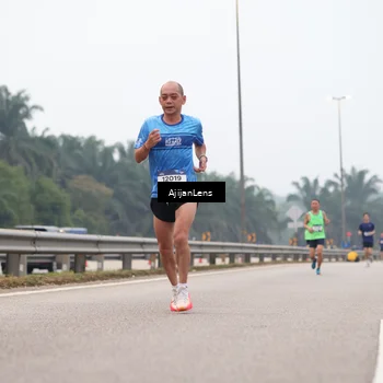 Runner Photo 7381683