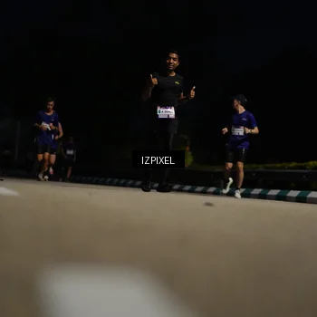 Runner Photo 7381703