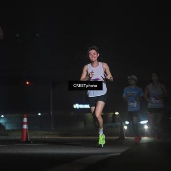 Runner Photo 7381738