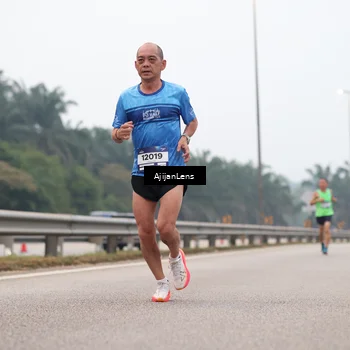 Runner Photo 7381742
