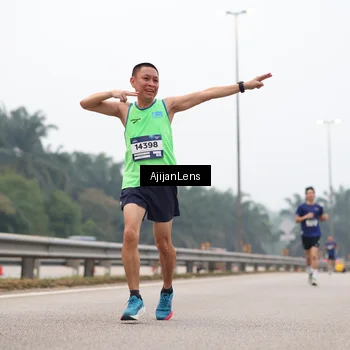Runner Photo 7381743