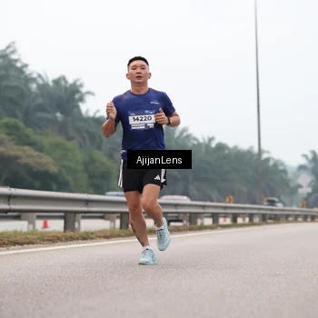 Runner Photo 7381787