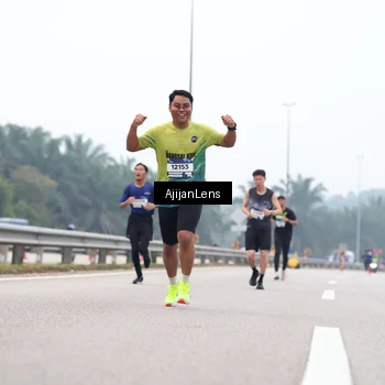 Runner Photo 7381794