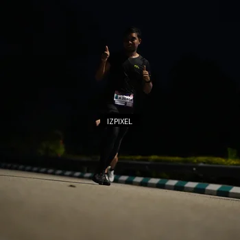 Runner Photo 7381796