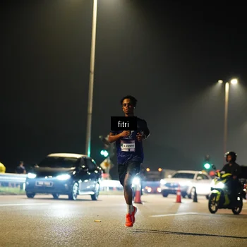 Runner Photo 7381807