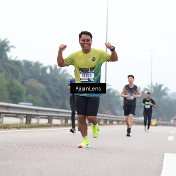 Runner Photo 7381808