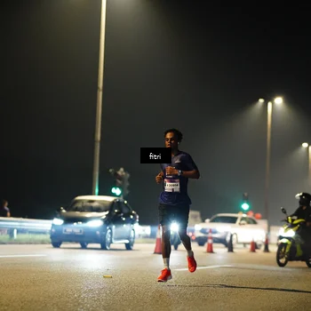 Runner Photo 7381817