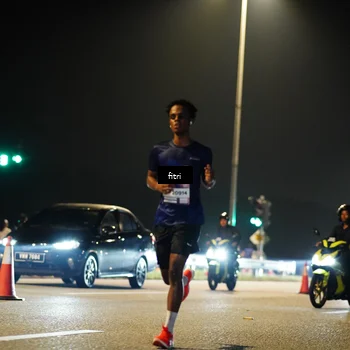 Runner Photo 7381824