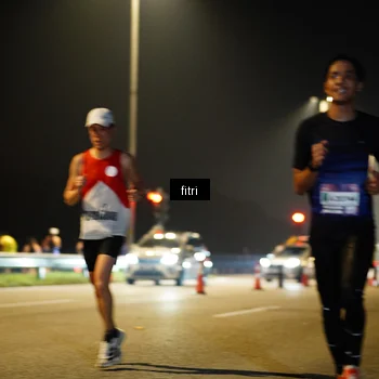 Runner Photo 7381841