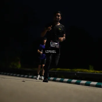 Runner Photo 7381842