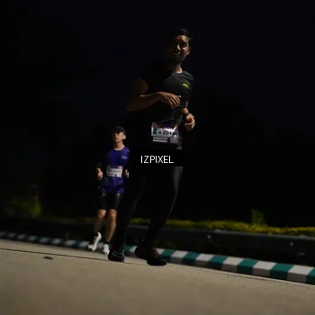 Runner Photo 7381848
