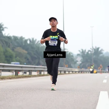 Runner Photo 7381880