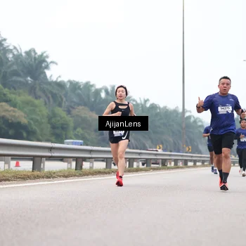Runner Photo 7381885