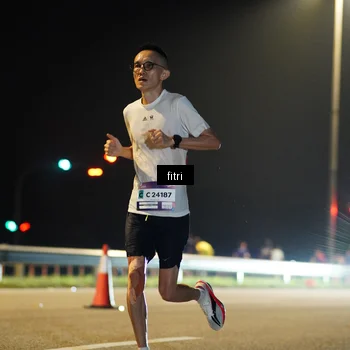 Runner Photo 7381951