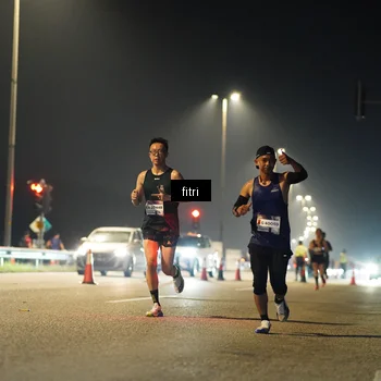 Runner Photo 7381995