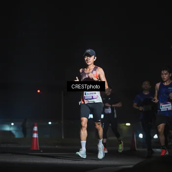 Runner Photo 7382000