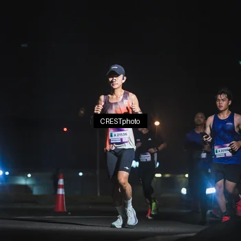 Runner Photo 7382001