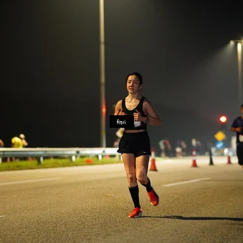 Runner Photo 7382062
