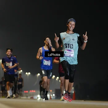 Runner Photo 7382081