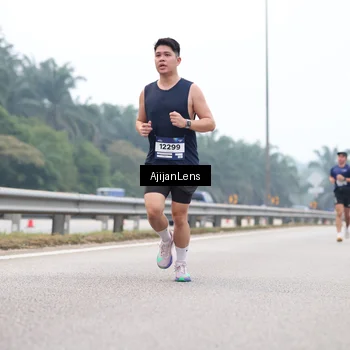 Runner Photo 7382086