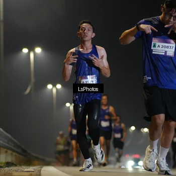 Runner Photo 7382087