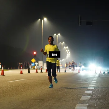 Runner Photo 7382100