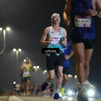 Runner Photo 7382108