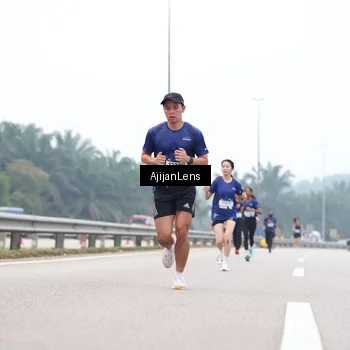 Runner Photo 7382116
