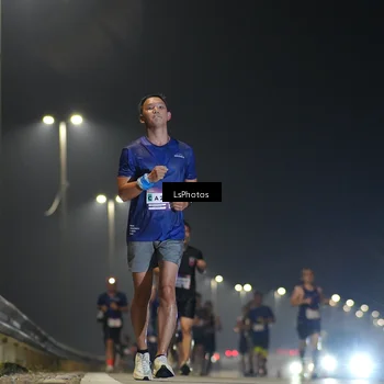 Runner Photo 7382118