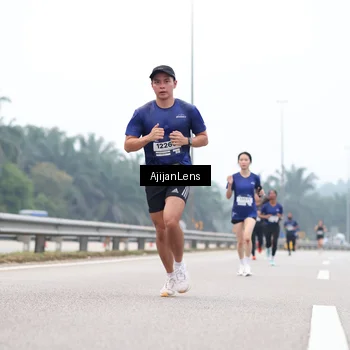 Runner Photo 7382130