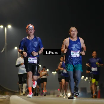 Runner Photo 7382131