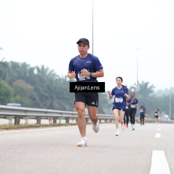 Runner Photo 7382139