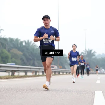 Runner Photo 7382140