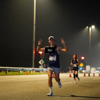 Runner Photo 7382149
