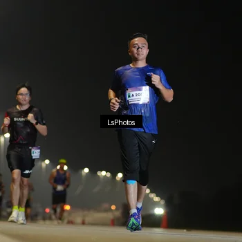 Runner Photo 7382150