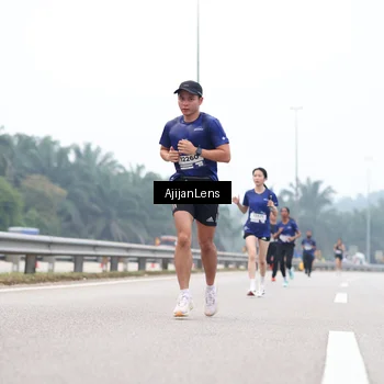 Runner Photo 7382152