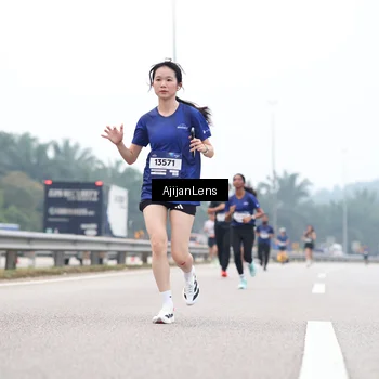 Runner Photo 7382182