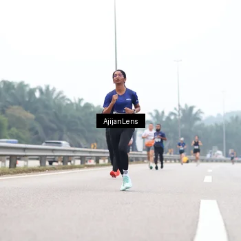 Runner Photo 7382200