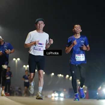 Runner Photo 7382213