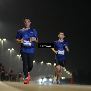 Runner Photo 7382234
