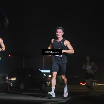 Runner Photo 7382267