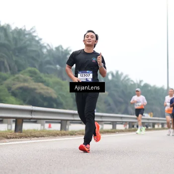 Runner Photo 7382275