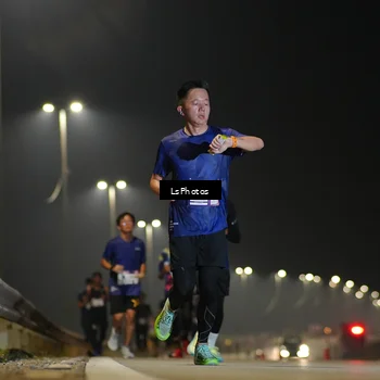 Runner Photo 7382290