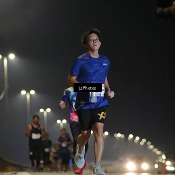 Runner Photo 7382291