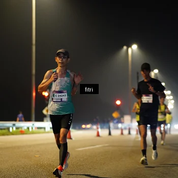 Runner Photo 7382295