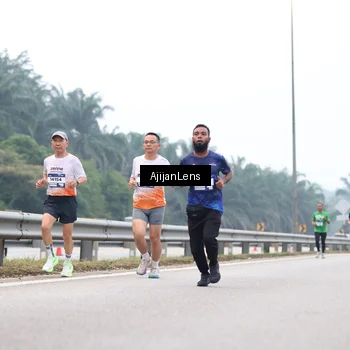 Runner Photo 7382307