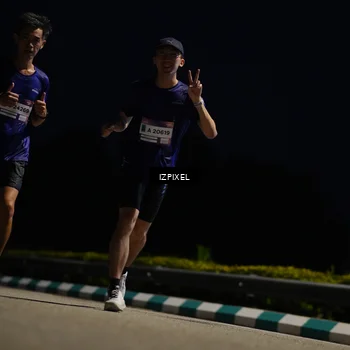 Runner Photo 7382322